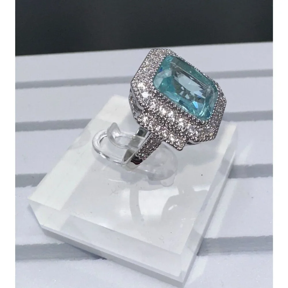 Aquamarine Cubic Zirconia White Crystal Ring Size 7 - Picture 7 of 16
